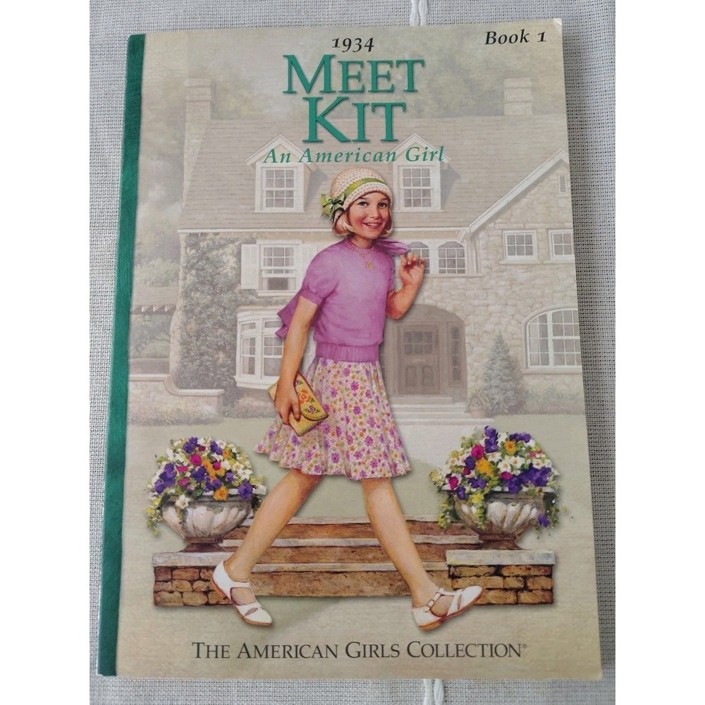 Meet Kit: An American Girl 1934 (The American Girls Collection, Book‎ 1) - pa...